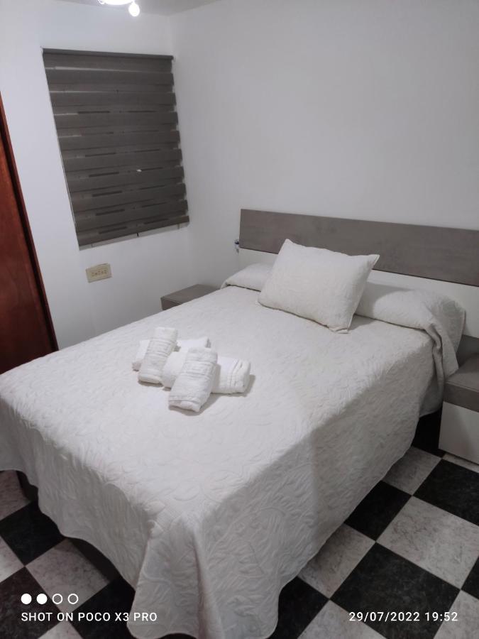 Vivienda Turistica Salazar Lägenhet Granada Exteriör bild